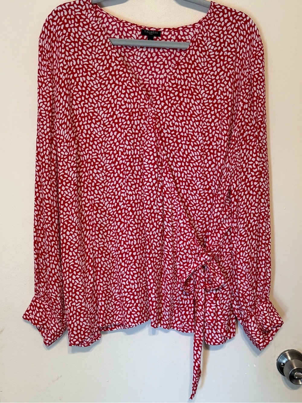 Talbots Red and White Long Sleeve Print Wrap Blouse Flattering Professional